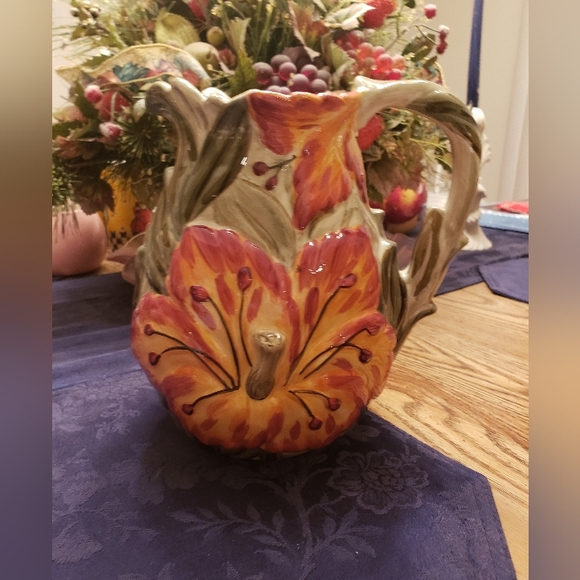 TABLETOPS LIFESTYLES TROPICAL FLOWERS PITCHER - Picture 5 of 10